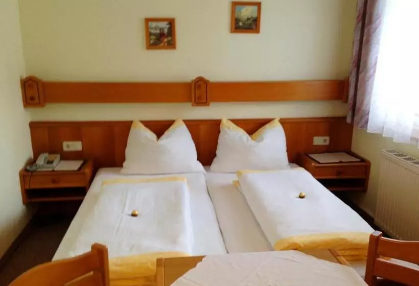 Пансион Gästehaus Ulbing