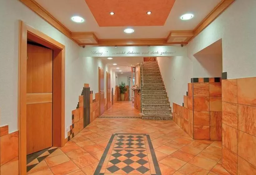 ペンション Restaurant Ulbing