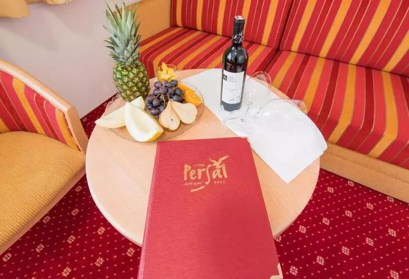 Superior Hotel Persal