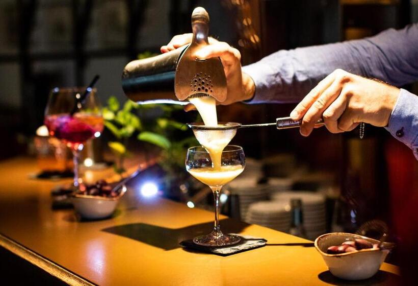 Superior Hotel Persal