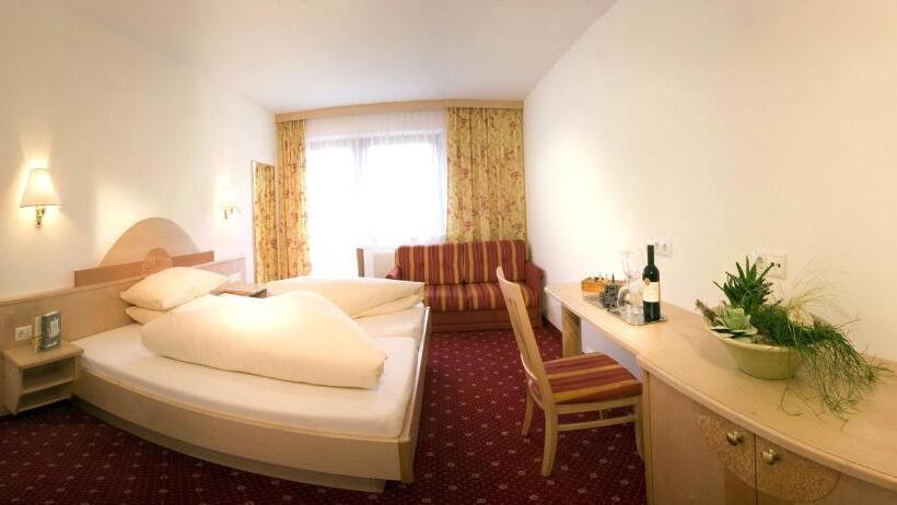 Superior Hotel Persal