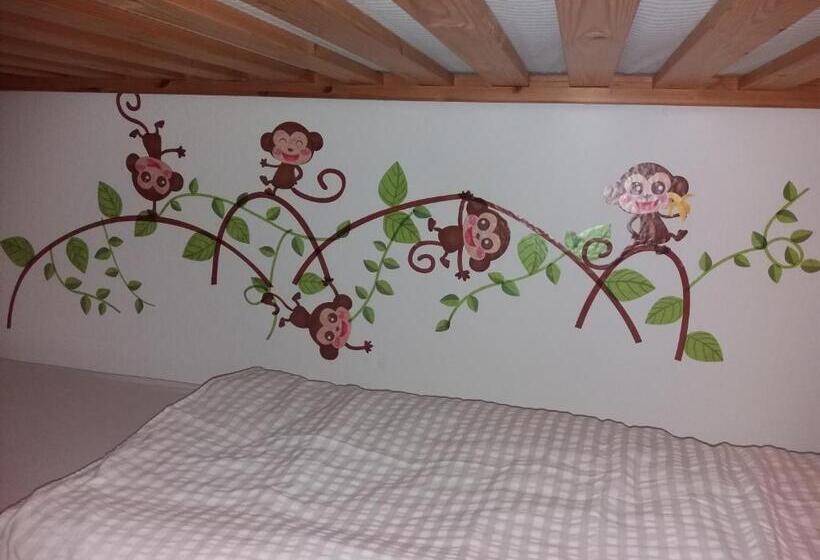 Bed and Breakfast Dreimaederlhaus Pension