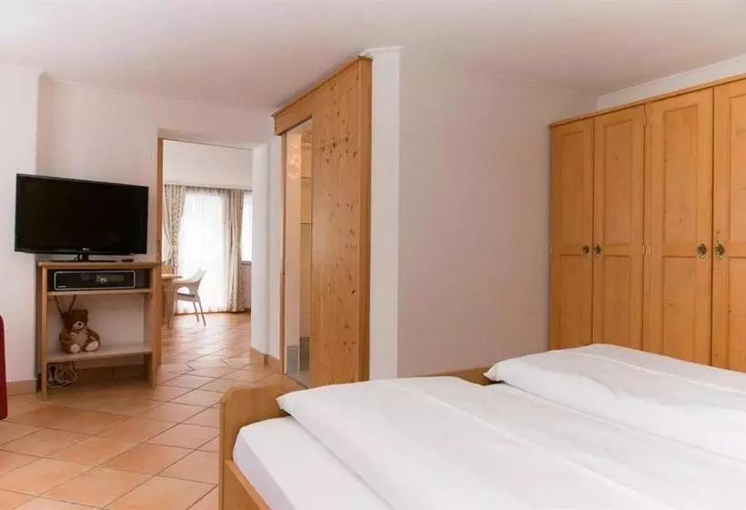 ベッドアンドブレックファースト Haus Angela