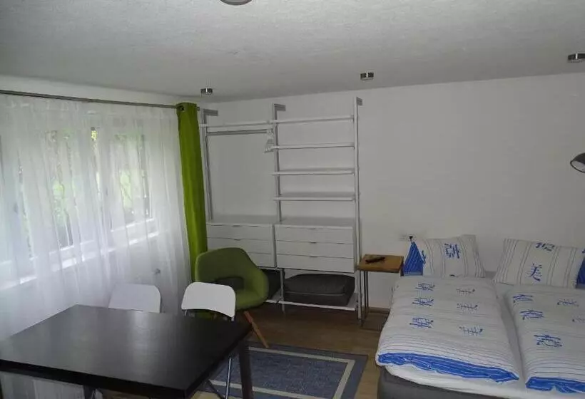 ベッドアンドブレックファースト Pension Bayrhammer