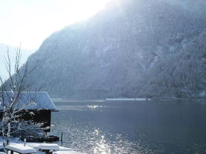 تختخواب و صبحانه Pension Leprich