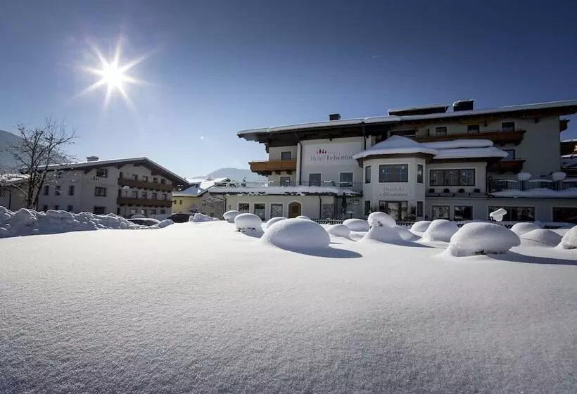 Familienhotel Felsenhof