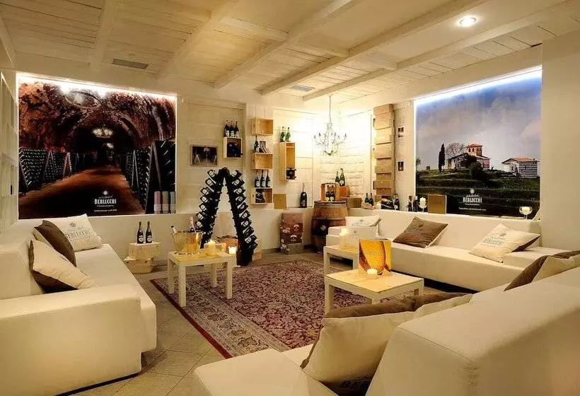 Grand Hotel Paradiso