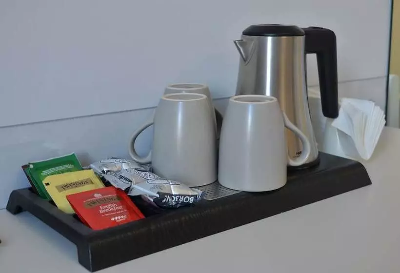 هتل At Your Place