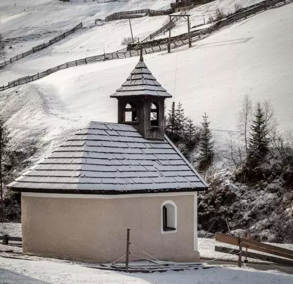 Hotelli Bauernhof Untergrafer