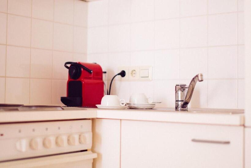 Hotelli Carinthia Velden