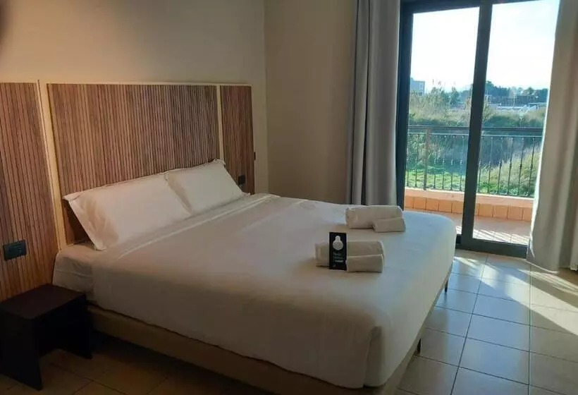 B&b Hotel Pomezia Cortese