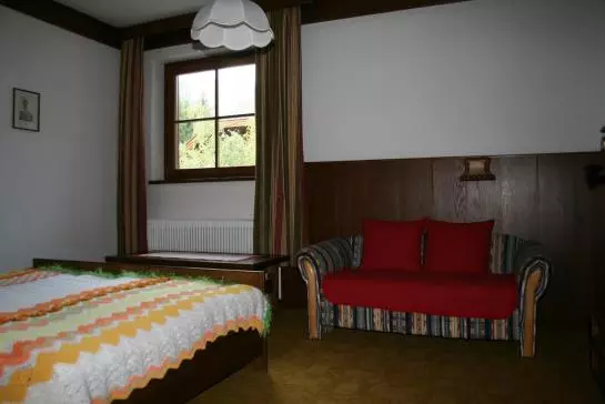 هتل Ferienhaus Schäffler