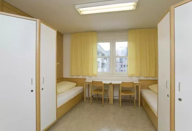 ホテル Kolpinghaus Innsbruck