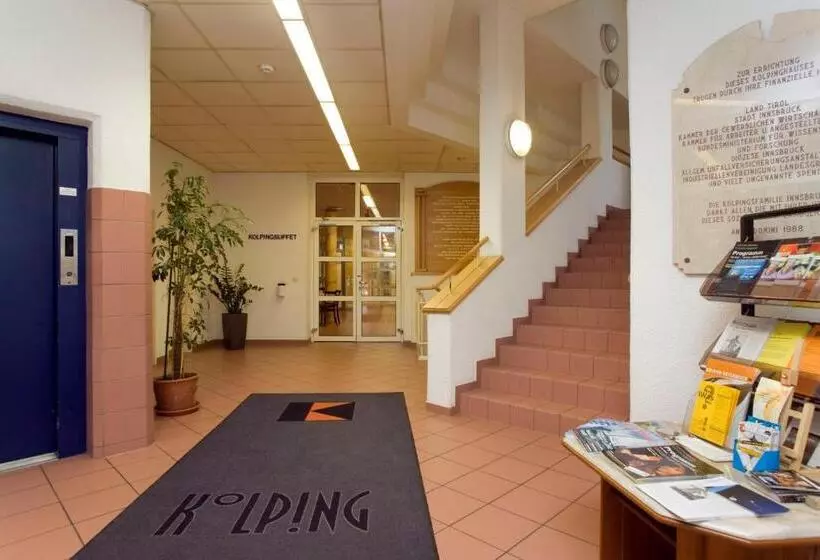 ホテル Kolpinghaus Innsbruck