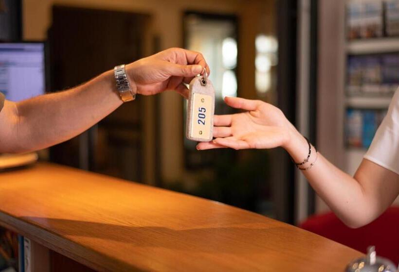 호텔 Liebeteggerklagenfurt