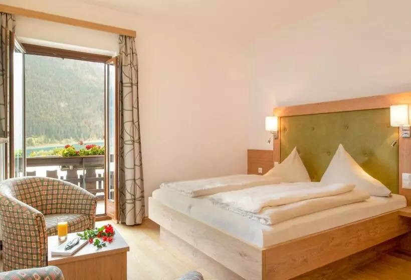 Hotel Nagglerhof Am Weissensee