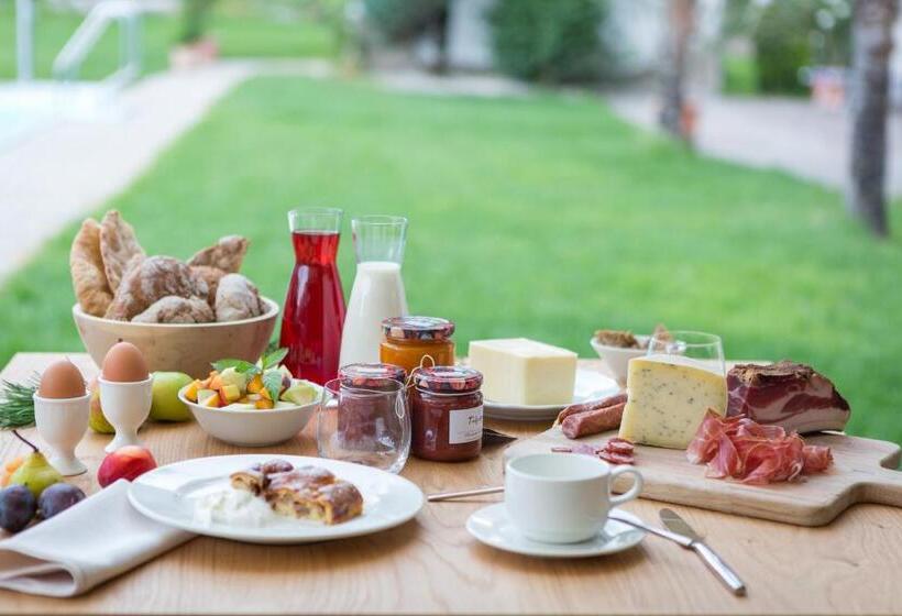 酒店 Tiefenbrunn Gardensuites & Breakfast