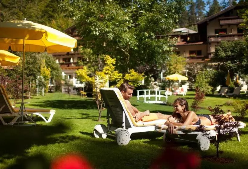 Parkhotel Tristachersee