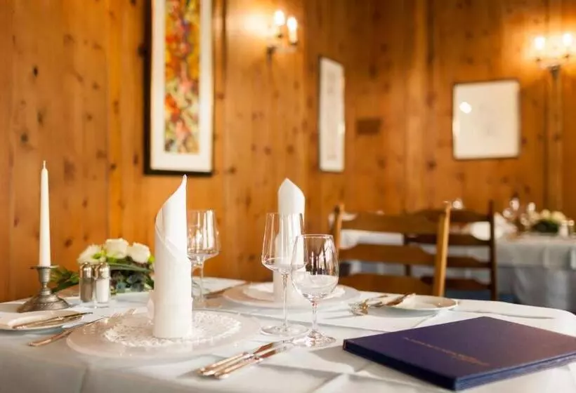 Parkhotel Tristachersee