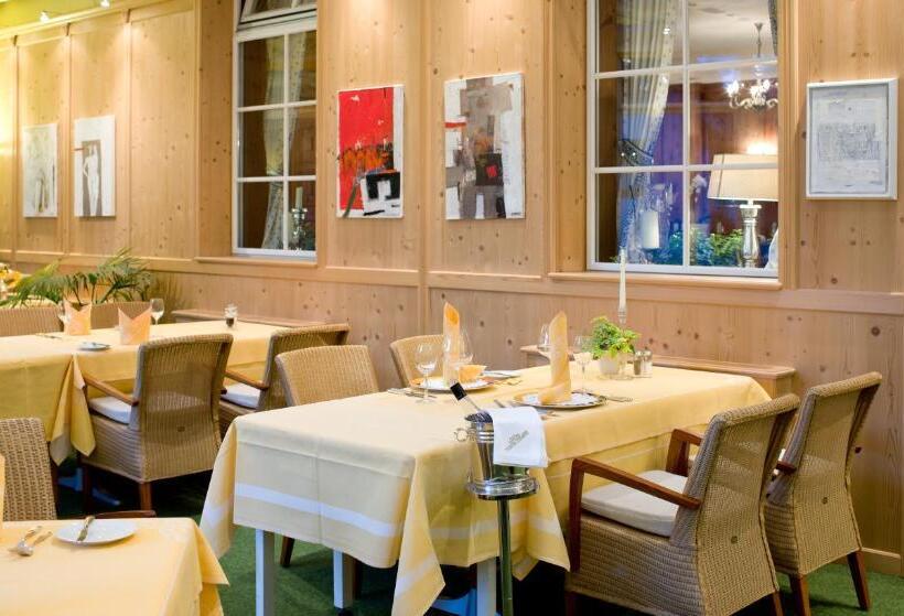 Parkhotel Tristachersee