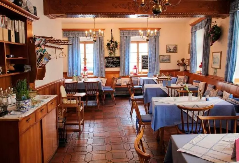 Пансион Gasthof Hametner Mit Innviertlerhof Mit Direktem Zugang Zur Therme Mediterrana Durch Unseren Garten!