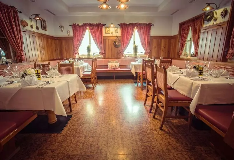 بنسيون Panoramagasthof Daxlueg