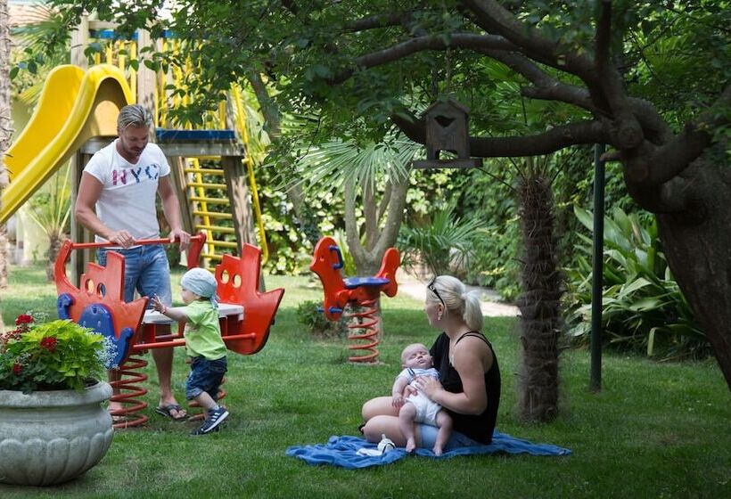 בית מלון כפרי Adria