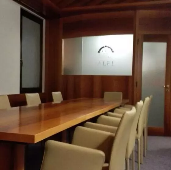 هتل Albergo Delle Alpi