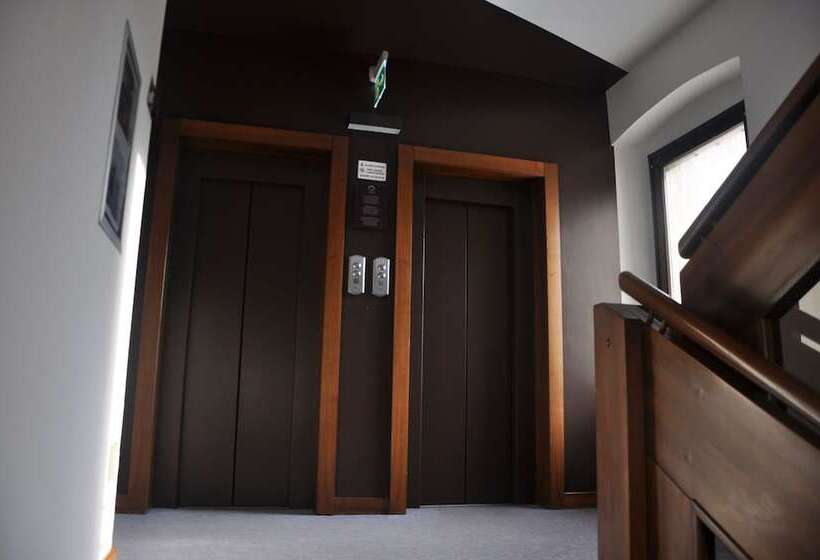 هتل Albergo Delle Alpi