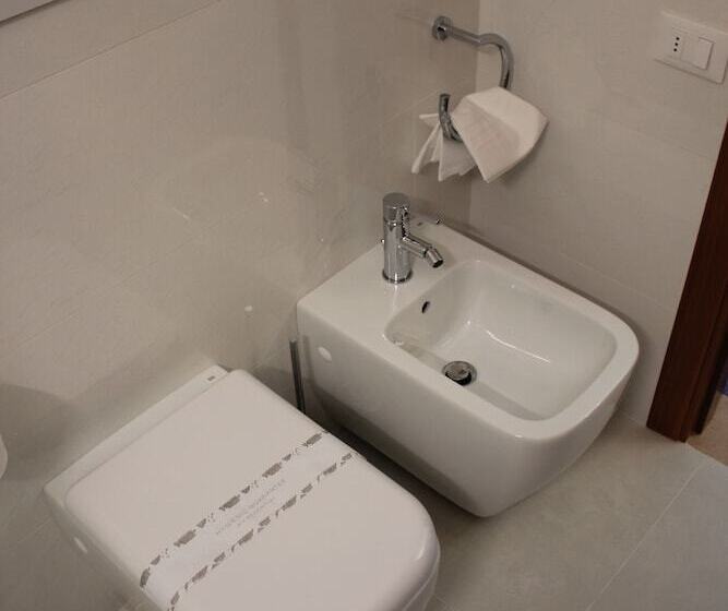 هتل Albergo Delle Alpi