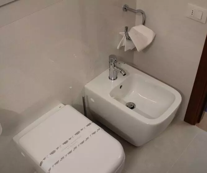 هتل Albergo Delle Alpi