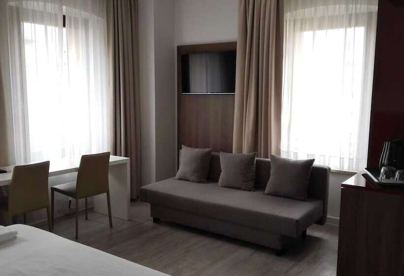 هتل Albergo Delle Alpi