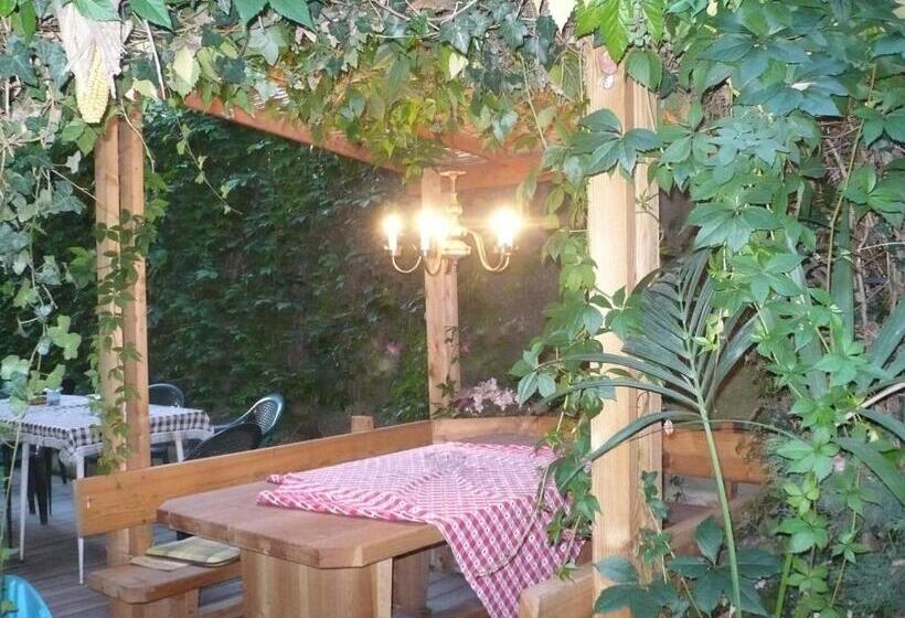 Отель Alpenrose