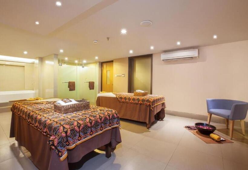 De Vins Sky Hotel Seminyak