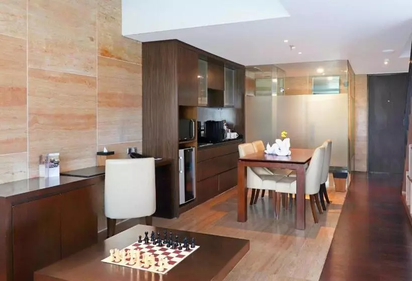 De Vins Sky Hotel Seminyak