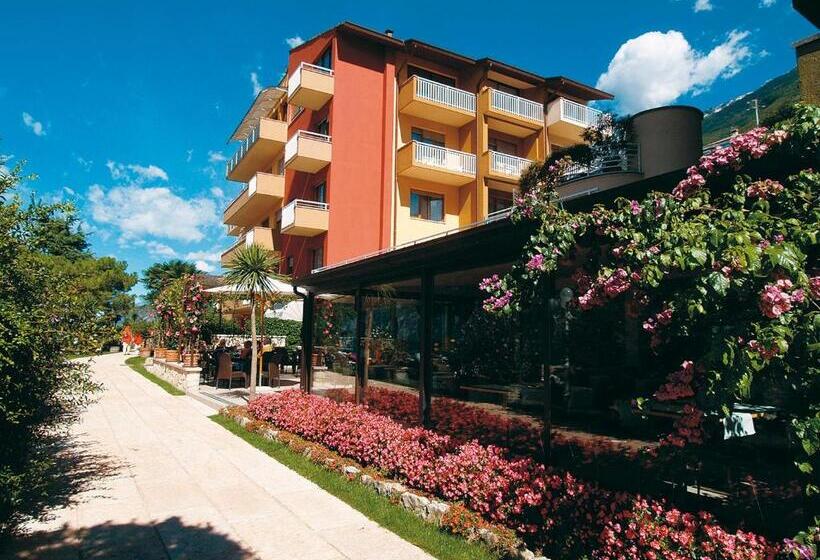 בית מלון כפרי Du Lac   Relax Attitude