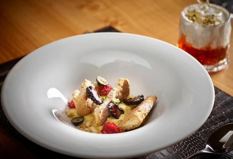 فندق Garda Sporting Club