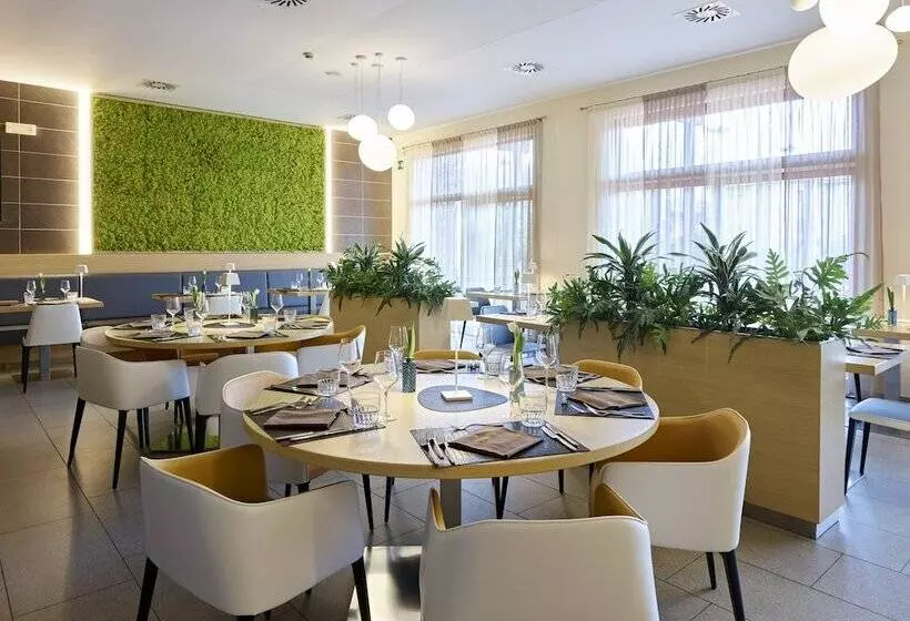 فندق Garda Sporting Club