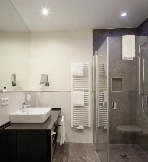 Hotel Gasthof Höttl