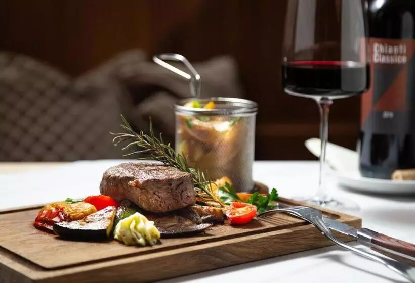 Отель Gasthof Höttl