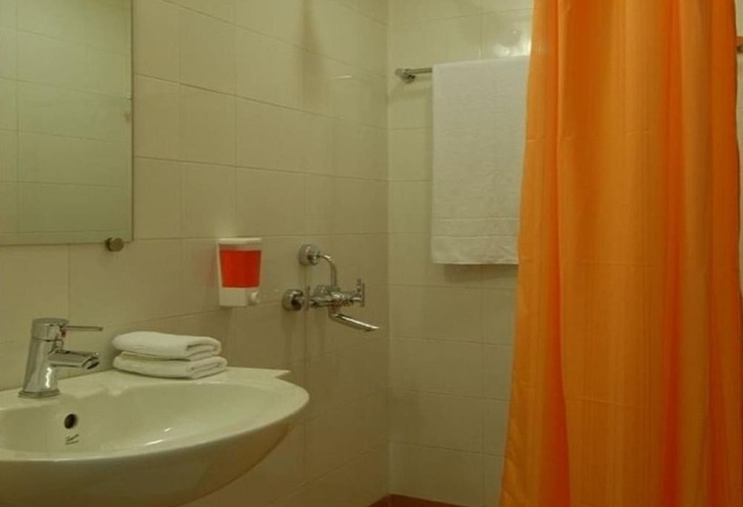 בית מלון כפרי Ginger Manesar