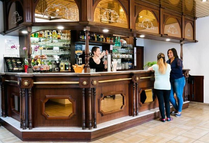 בית מלון כפרי Hôtel Hélianthe