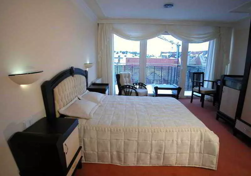 Hotel Numa | Mona Apartments