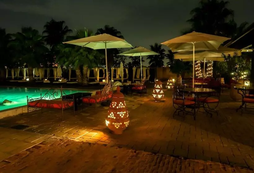 هتل Masseria & Spa Luciagiovanni