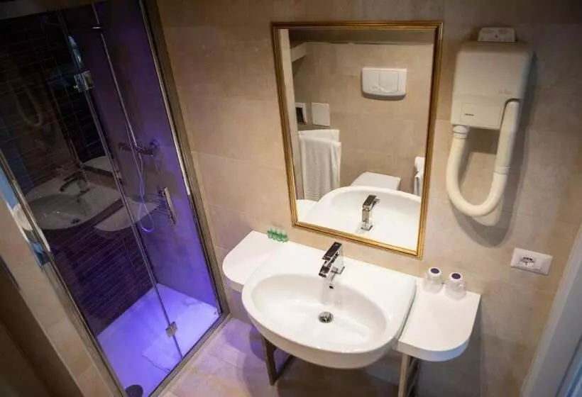 Hotel Milano Pool & Garden