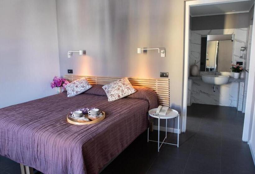 בית מלון כפרי Milano Pool & Garden