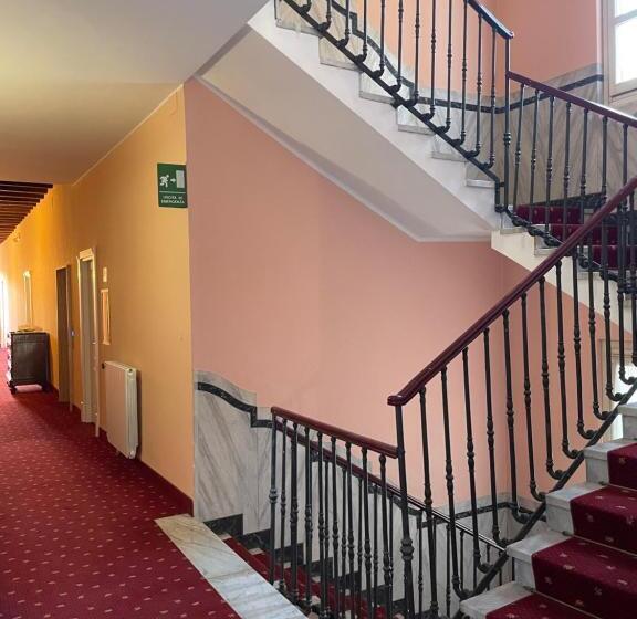 בית מלון כפרי Milano Pool & Garden