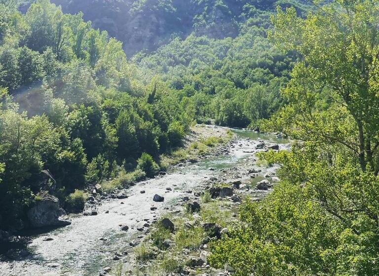 בית מלון כפרי Milano Pool & Garden