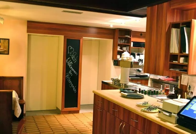 ホテル Petzengarten