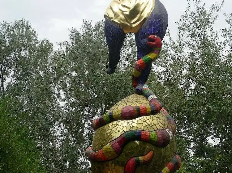 هتل Poggio Bertino